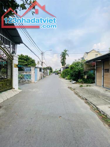 🌸 🌸 Mặt Tiền Thạnh Lộc 49 , CÁCH HÀ HUY GIÁP 150M THỔ CƯ- 9,9 TỶ - 3