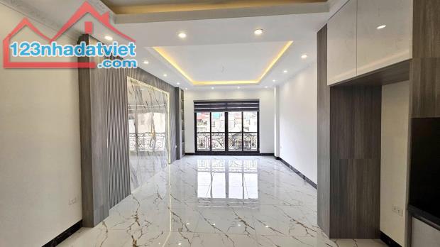 BÁN CĂN NHÀ 9 TẦNG THANG MÁY XÂY MỚI, NỞ HẬU, ĐƯỜNG Ô TÔ THÔNG KĐT ĐỀN LỪ, KD VĂN PHÒNG. - 2