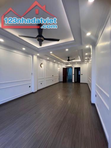 [SIÊU RẺ] Bán nhà Đàm Quang Trung - MẶT PHỐ - Kinh Doanh - Thang máy 51m2 - Giá 9 tỷ 8