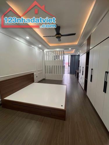 [SIÊU RẺ] Bán nhà Đàm Quang Trung - MẶT PHỐ - Kinh Doanh - Thang máy 51m2 - Giá 9 tỷ 8 - 3
