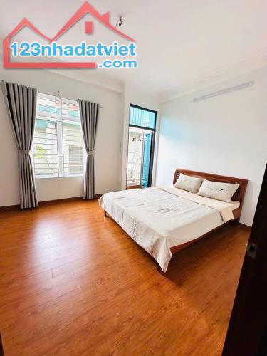 BÁN NHÀ 5 TẦNG NỘI THẤT ĐẸP PHỐ HOÀNG MAI GẦN KĐT ĐỀN LỪ, NGÕ RỘNG THOÁNG, GẦN ĐƯỜNG Ô TÔ. - 3