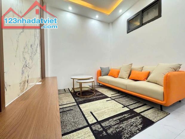 BÁN NHÀ 40M2, MT4m, 5T, Ô TÔ, ĐẦY ĐỦ NỘI THẤT, YÊN LỘ, YÊN NGHĨA, HÀ ĐÔNG GIÁ 5 TỶ 8. - 1