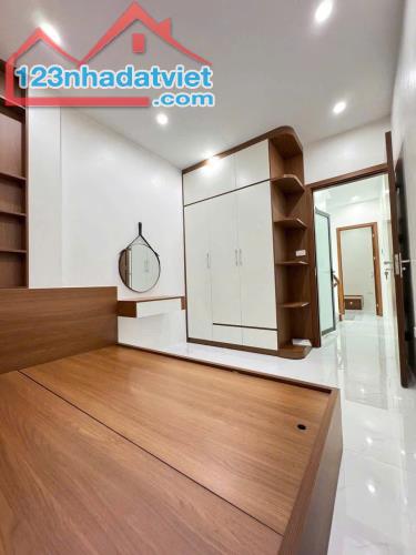 BÁN NHÀ 40M2, MT4m, 5T, Ô TÔ, ĐẦY ĐỦ NỘI THẤT, YÊN LỘ, YÊN NGHĨA, HÀ ĐÔNG GIÁ 5 TỶ 8. - 3