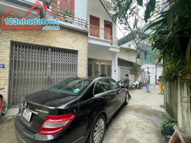 NHÀ DI TRẠCH-HOÀI ĐỨC- 46M-4.1 T.Ỷ- 3 TẦNG- Ô TÔ  ĐỖ CỬA-CÓ THƯƠNG LƯỢNG VỀ GIÁ - 1