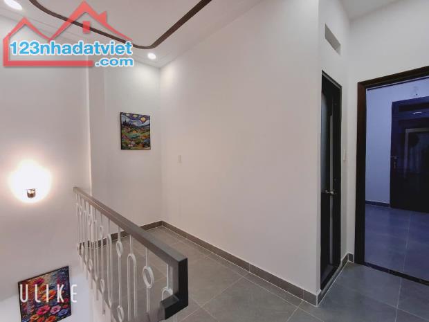 Bán Nhà Thạnh Lộc 19, Quận 12, 3 Phòng Ngủ, 3.x Tỷ - 5