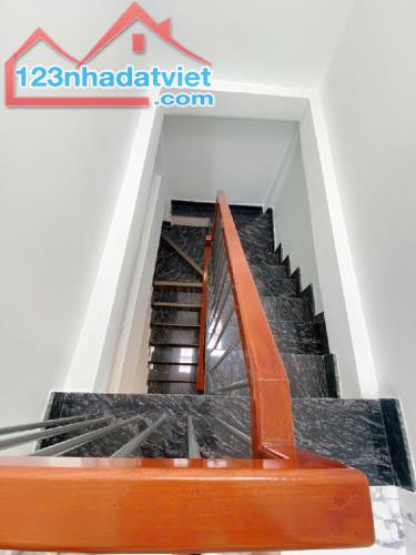 40m2 NGUYỄN TRỌNG TUYỂN 3 TẦNG HẺM THÔNG, NỞ HẬU, GIÁP PHÚ NHUẬN HƠN 6 TỶ - 4