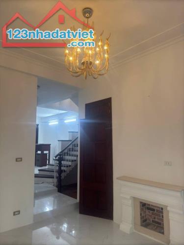 Bán nhà phân lô Trần Nguyên Đán 130m2, 4 tầng, mt 6.6m, ô tô, kinh doanh, chỉ 32.5 tỷ. - 4