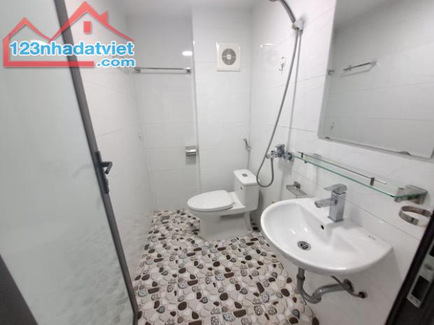 Bán Nhà Bùi Xương Trạch - Thanh Xuân, DT35m2, 5 Tầng, Giá Chào Bán 6.X tỷ - 3