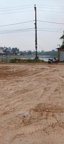 Bán lô đất 100m2 view hồ ngay ngã tư phùng quán và trưng nữ vương