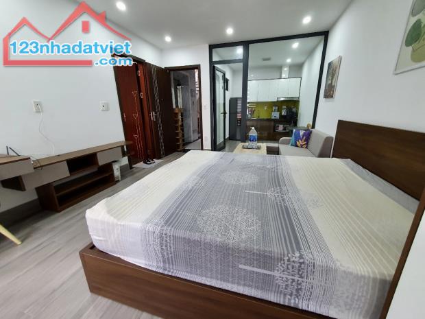 Cho thuê căn hộ 1 ngủ tách bếp Waterfront City, nội thất cao cấp.