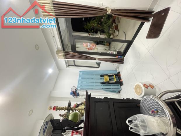 CUỐI NGUYỄN SƠN, KẾ LÊ THÚC HOẠCH - BÌNH LONG, XE HƠI THÔNG, 4x16M, 2 LẦU KIÊN CỐ, CHỈ - 3
