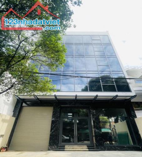 Bán Nhà Mặt Phố Phù Đổng Thiên Vương, Hai Bà Trưng DT 179m2 x 9T x MT:11m. Giá Rẻ.