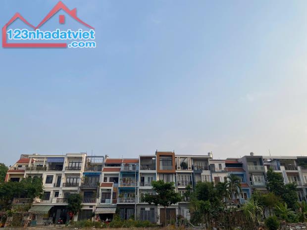 Bán 2 Lô đất mặt tiền đường 447 tăng nhơn phú A, diện tích 144m - 1