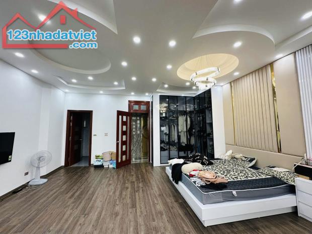Siêu Phẩm MP Quận Hai Bà Trưng 60M2 7T Thang Máy MT 8M Lô Góc Vỉa Hè KD Đỉnh Giá 23 Tỷ - 3
