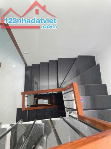 BÁN NHÀ PHỐ THANH BÌNH_HÀ ĐÔNG_DT 40M2_5TẦNG_MẶT TIỀN 5 M_GIÁ 7TỶ
