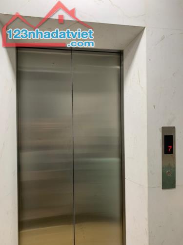 Cần bán gấp nhà mặt phố Ngọc Lâm,Long Biên 65m2 x 7 tầng,thang máy xịn sò - 2