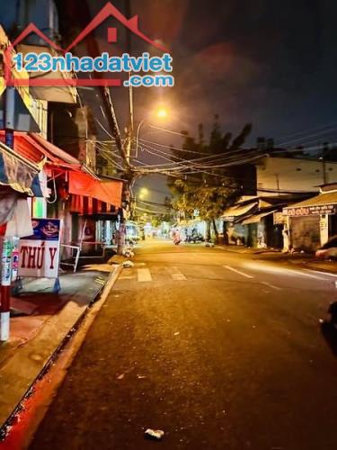 GẦN CHỢ TÂN HƯƠNG - MẶT TIỀN KD 100M NGANG 8.5 - DÒNG TIỀN 20TR NHỈNH 11 - 1