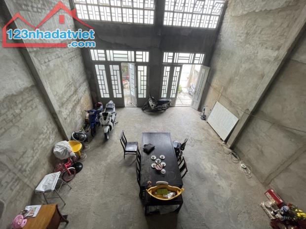 Bán Biệt Thự Xây Thô 2 Tầng Gần Phà Bình Khánh, Cần Giờ 200m2-