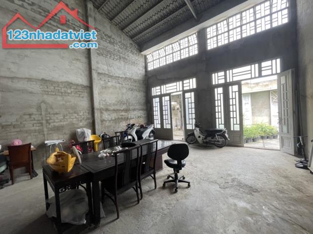 Bán Biệt Thự Xây Thô 2 Tầng  Gần Phà Bình Khánh, Cần Giờ  200m2- - 2