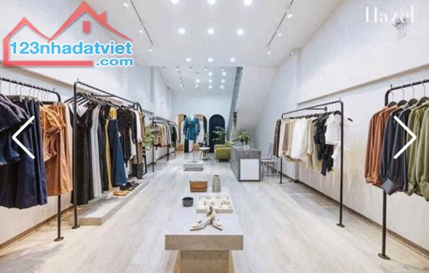 Bán nhà 3 tầng mặt tiền đường Nguyễn Thị Minh Khai. Dòng tiền 200tr/năm. Giá 13tỷ xxx