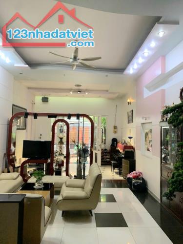 🔥🔥🔥 KHU VIP ĐỒNG BỘ - NGANG BỀ THẾ HƠN 5M - PHƯỜNG TÂN SƠN NHÌ .TÂN PHÚ. HẺM XE TẢI - T - 2