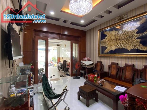 Nhà hẻm xe hơi Huỳnh Tấn Phát, 4x20m, 4 tầng, 7.3 tỷ, nội thất cao cấp - 1