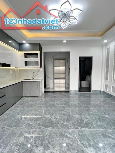 BÁN GẤP – NHÀ MỚI KHƯƠNG ĐÌNH – PHÂN LÔ – THANG MÁY – 6 TẦNG – 40M2 – HƠN 9 TỶ - 2