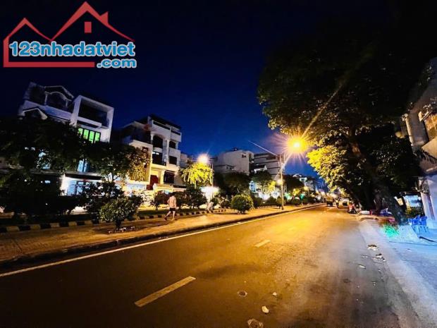 Cần Bán Gấp MTKD Trần Bá Giao P5 , 6m x 20m , 4 Lầu ,Giá 13,3 tỷ Thương Lượng Mạnh. - 2