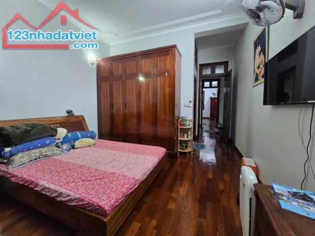 Bán nhà Phân Lô Cầu Giấy, Oto tránh, vỉa hè, 80m2 x 5T, 29 tỷ. - 1