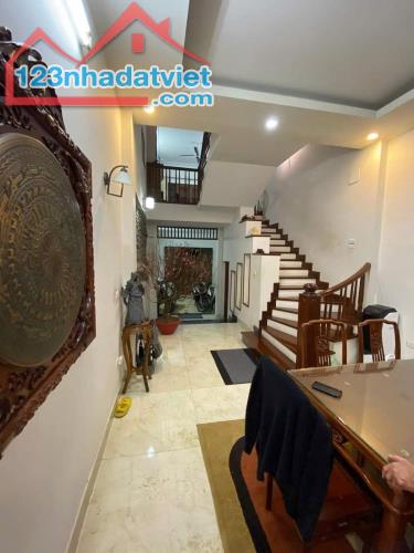 Mạc Thị Bưởi, Phân lô, Ngõ oto, 2 thoáng, Sát Times City. 72m2, MT 4m. Chỉ 13.8 tỷ