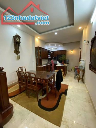 Mạc Thị Bưởi, Phân lô, Ngõ oto, 2 thoáng, Sát Times City. 72m2, MT 4m. Chỉ 13.8 tỷ - 2
