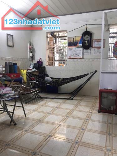 🔥 CHÍNH CHỦ CẦN BÁN GẤP – GIẢM 100TR, GIÁ MỚI CHỈ 3.6 TỶ! 🔥  🏡 Nhà 1 trệt 1 lầu, ngay - 3