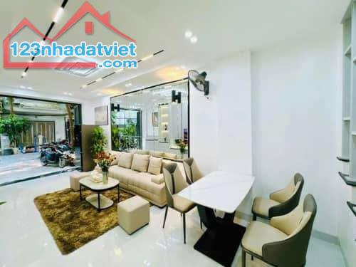 HIẾM! NHÀ ĐẸP FULL NỘI THẤT Ở VĂN HƯƠNG-ĐỐNG ĐA, 20M2 4 TẦNG NGÕ THOÁNG CHỈ 3,68 TỶ - 1