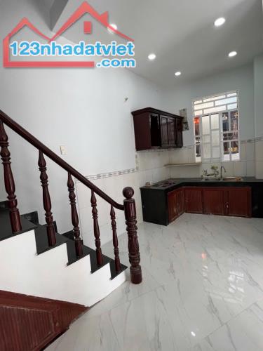 HÓT CỰC!Mặt Tiền Kinh Doanh Siêu Hiếm!Ngang Khủng 10m 3Tầng Lý Đạo Thành Q 8 Chỉ 6.4 Tỷ TL - 2