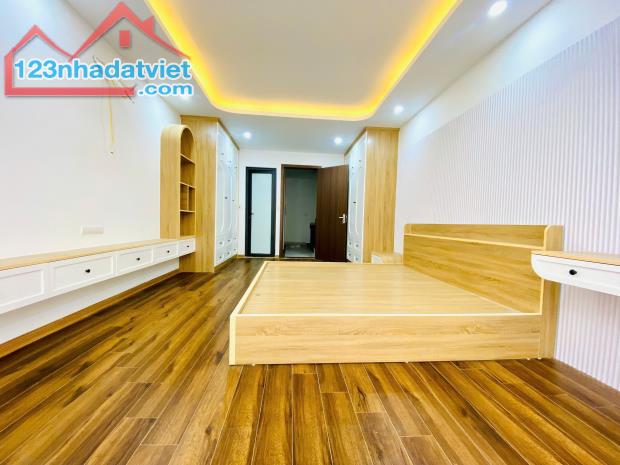 NHÀ MỚI, 6 TẦNG THANG MÁY - GẦN PHỐ, NGÕ THÔNG - Ở SƯỚNG - TRUNG TÂM BA ĐÌNH - 5