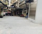 Bán nhà Thịnh Quang gần phố  ngõ thông , dân xây nhà đẹp lô góc  2 thoáng ô tô đỗ 52m giá