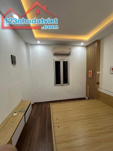 HOA HẬU GIÁP BÁT - LÔ GÓC - GẦN Ô TÔ  🌱 Diện tích 24/28m x 5 tầng 🌱 Cách ô tô 15m 🌱 Giá - 2