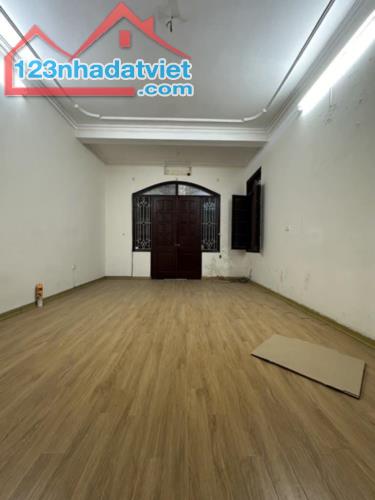 Bán nhà Đội Cấn, Ba Đình. Gần phố 70m2, 4 tầng, giá 12,2 tỷ - 2