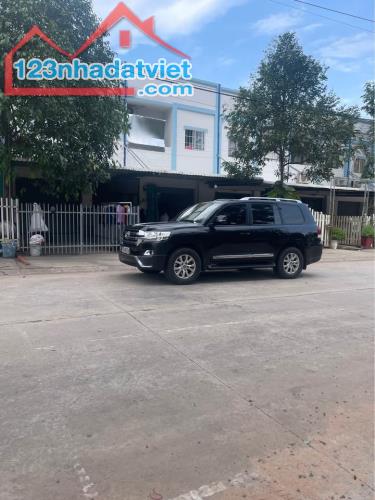 BÁN GẤP CĂN TRỌ 130M2- 1 LẦU 1 TRỆT - 3 PHÒNG TRỌ-TÂN THÔNG HỘI-CỦ CHI