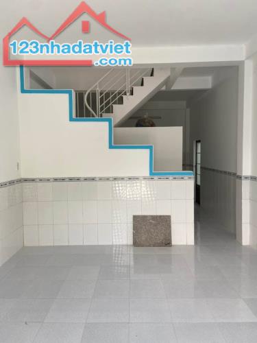 BÁN GẤP CĂN TRỌ 130M2- 1 LẦU 1 TRỆT - 3 PHÒNG TRỌ-TÂN THÔNG HỘI-CỦ CHI - 2