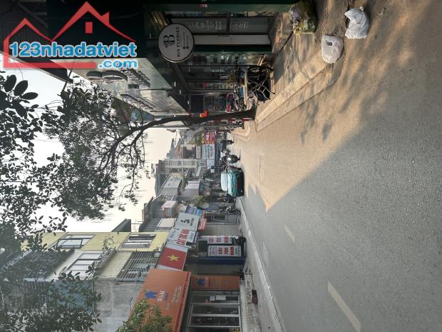 NHÀ ĐẸP KHU TRƯƠNG ĐỊNH-FULL NỘI THẤT-Ở NGAY 42M2 CHỈ HƠN 7 TỶ
