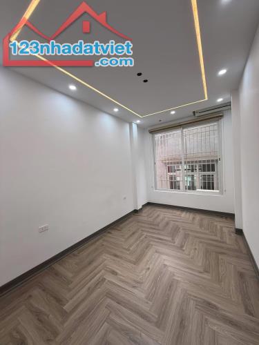 Nhà Mới Thịnh Quang Đống Đa, 40m2, 4 Tầng, Mặt Tiền 3.2m, Giá 7.4 Tỷ. - 3