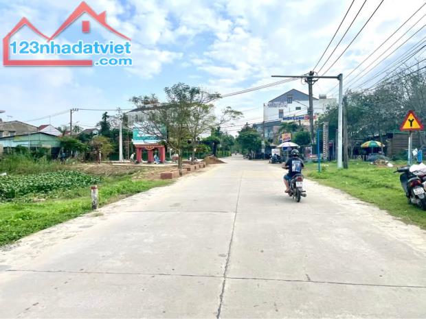 💥💥💥Siêu phẩm mặt tiền trục chính Lạc Thành