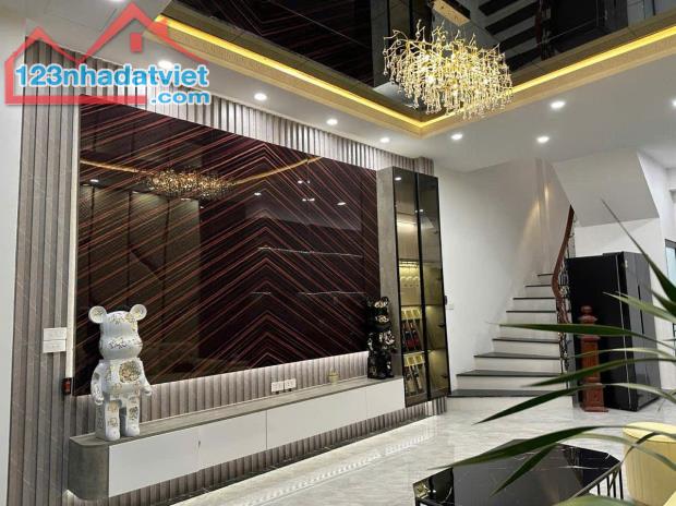 Nhà Đẹp Khương Đình 37m 6 tầng thang máy,hơn 50m ra mặt phố, ngõ đẹp thẳng full nội thất n - 1