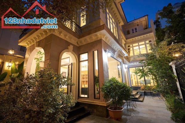 BÁN BIỆT THỰ SIÊU VIP THE MELODY CIPUTRA - Lô góc 300m2 Căn Cuối Cùng, Ai Sẽ Là Chủ Nhân? - 1