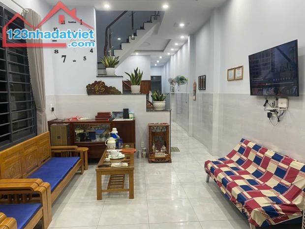 Bán nhà 1 trệt 1 lầu TDC Phú Sơn, Bắc Sơn, Trảng Bom,175m2, giá 3 tỷ 500. - 2