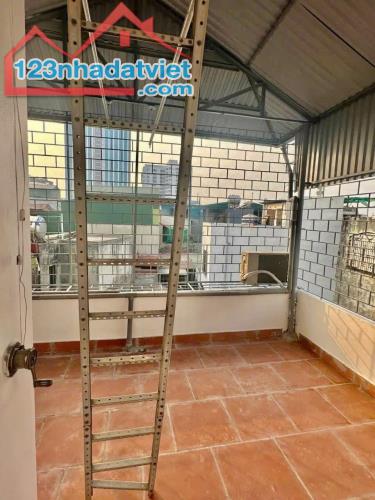 Bán nhà phố Minh Khai, Hai Bà Trưng 30m, 5 tầng. Giá: 7.15 tỷ. LH: 0937.158.386 - 2