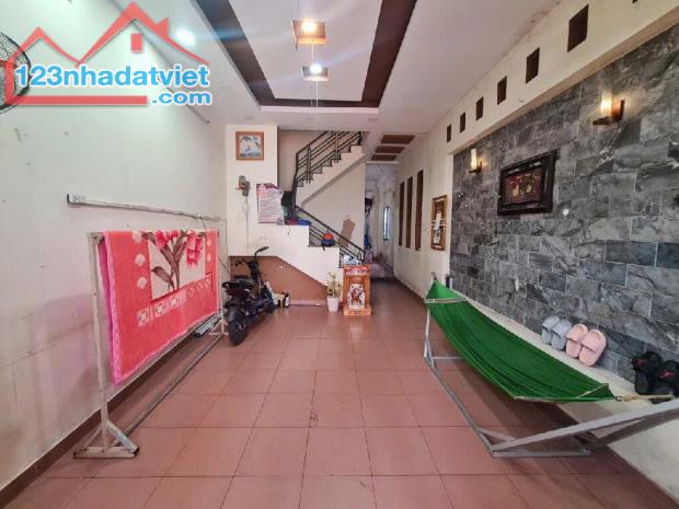 135M2 Ngay chung cư Saigon Avenue đường số 12, Tam Bình Thủ Đức xe hơi để trong nhà, 6 tỷ - 1
