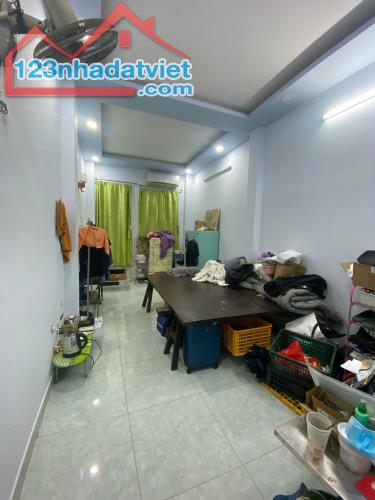 Siêu phẩm 5 tầng hẻm 10m thông Phường 8 Quận 11 chào chỉ 6 tỷ 990. - 2