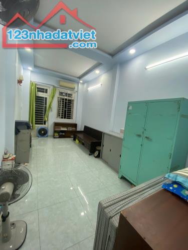 Siêu phẩm 5 tầng hẻm 10m thông Phường 8 Quận 11 chào chỉ 6 tỷ 990. - 3